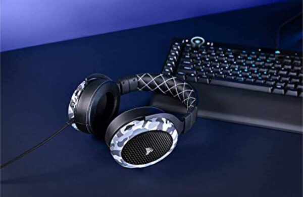 Corsair HS60 HAPTIC Stereo Wired Gaming  (Arctic Camo, On the Ear) - Image 4